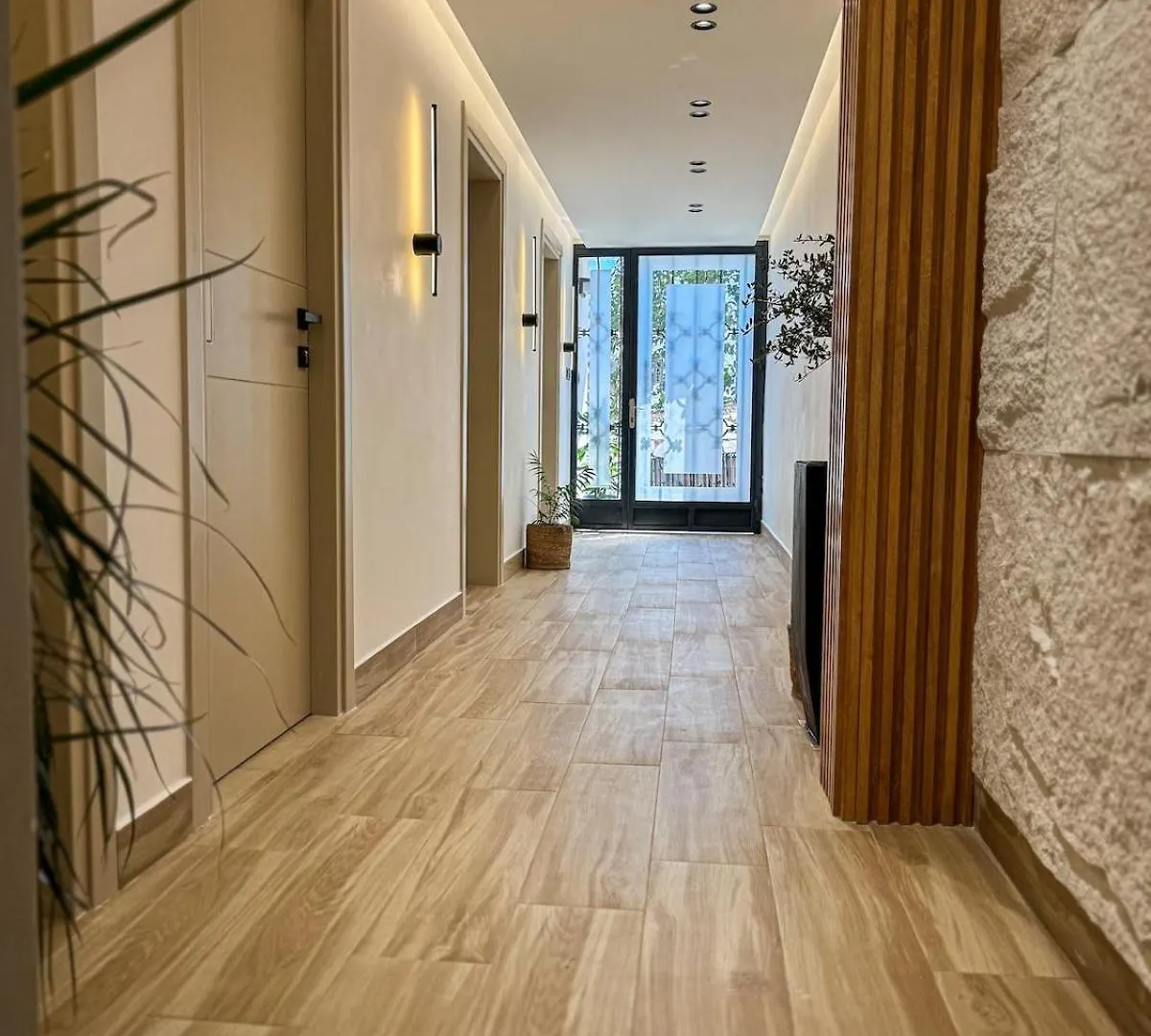 Vila51 Tropical Deluxe Apartment Sarandë Albânia